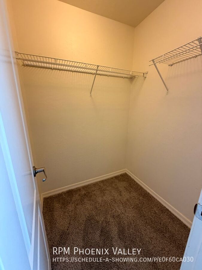 Large Avondale Home W/ Full Bedroom Downstairs and a huge loft! property image
