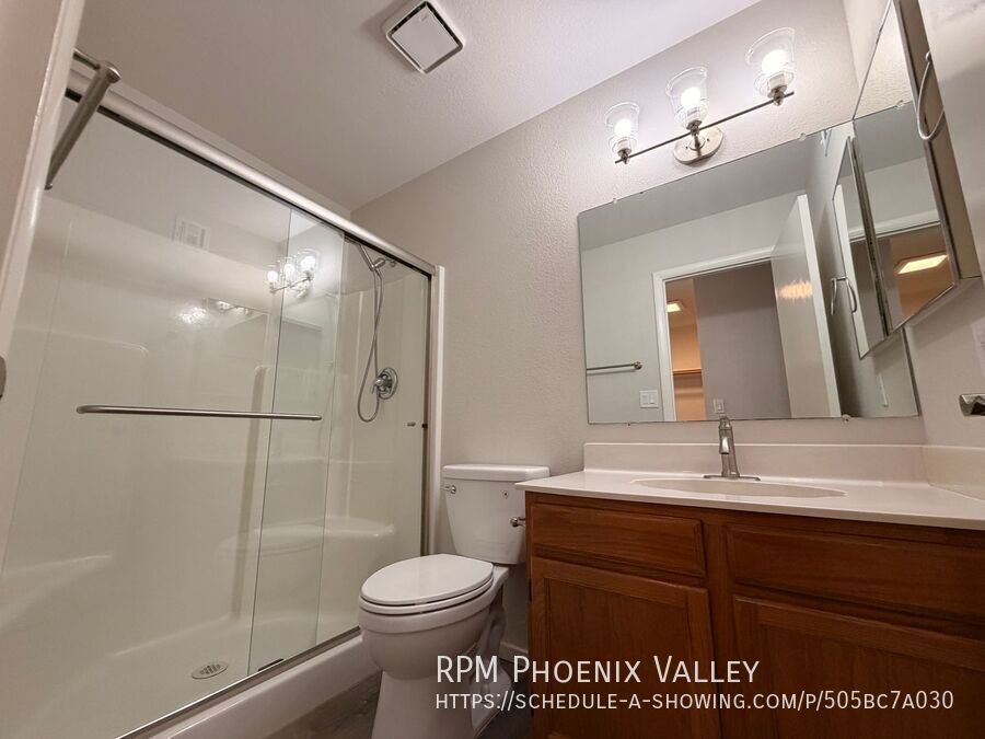 Full 3 Bed / 3 Bath Home in Litchfield Park with Large lot & No HOA property image