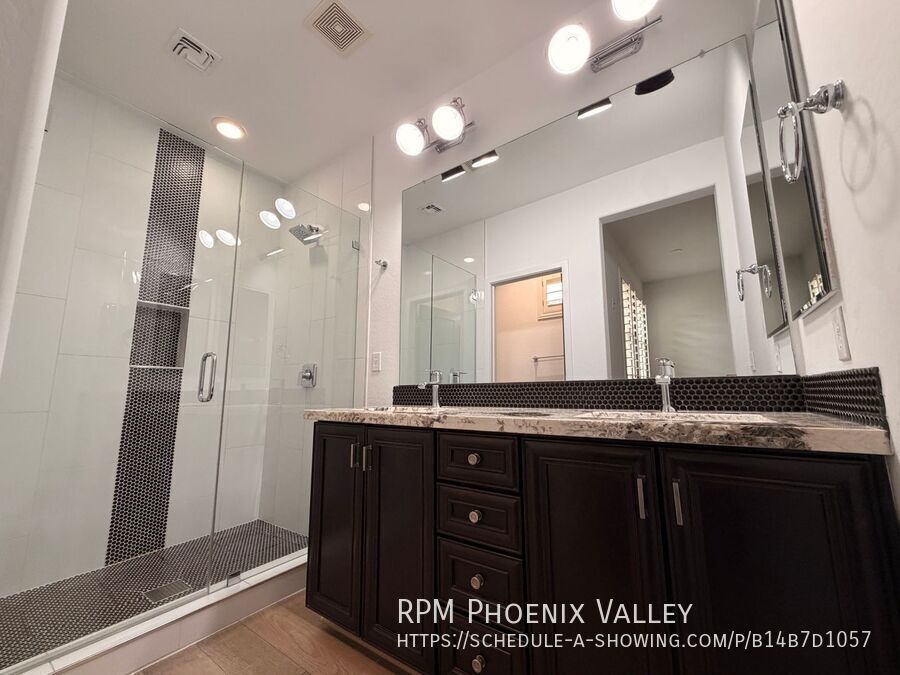 Modern, *Gated* N. Scottsdale 2/2.5 Townhome Ready 4 Move In! property image