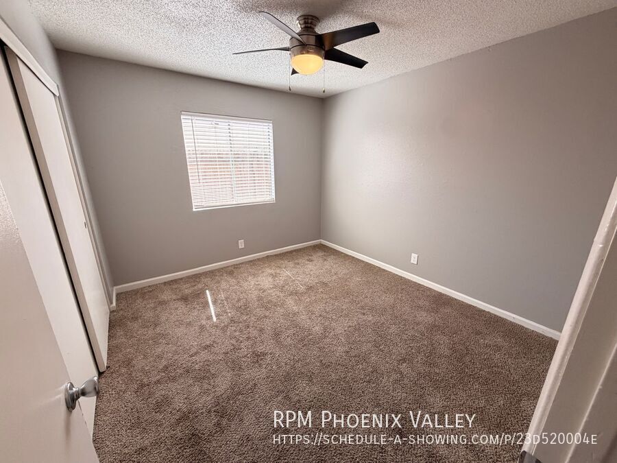 Updated Single Story 2Bdm - 2 Ba Glendale Unit with New Flooring in Bedrooms property image
