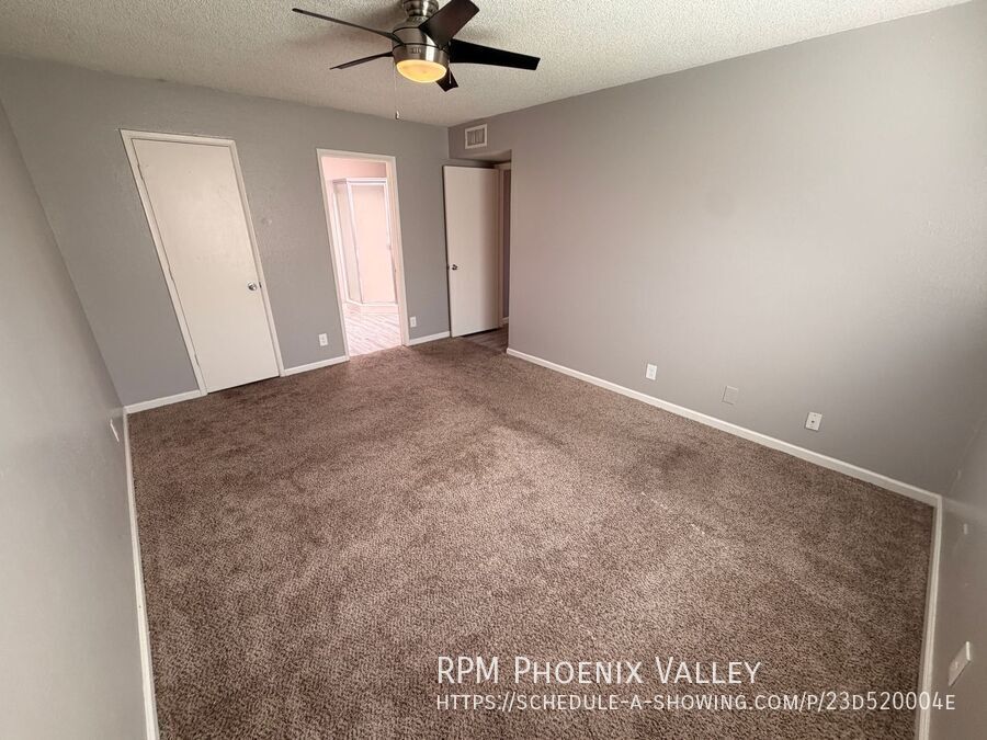 Updated Single Story 2Bdm - 2 Ba Glendale Unit with New Flooring in Bedrooms property image