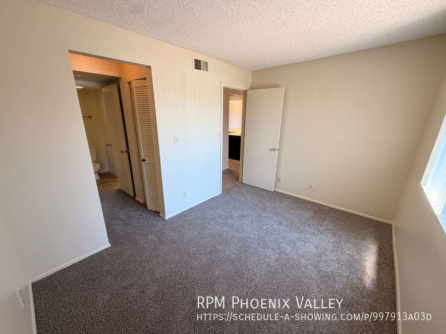 Second story 1 Bedroom 1 Bath Near Tempe Marketplace and Light Rail property image