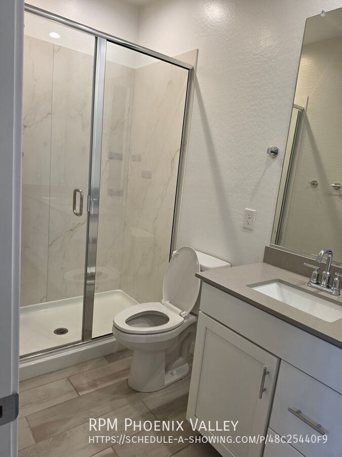 Beautiful 3 Bed / 2 Bath Townhome in Desirable Warner Meadows! property image