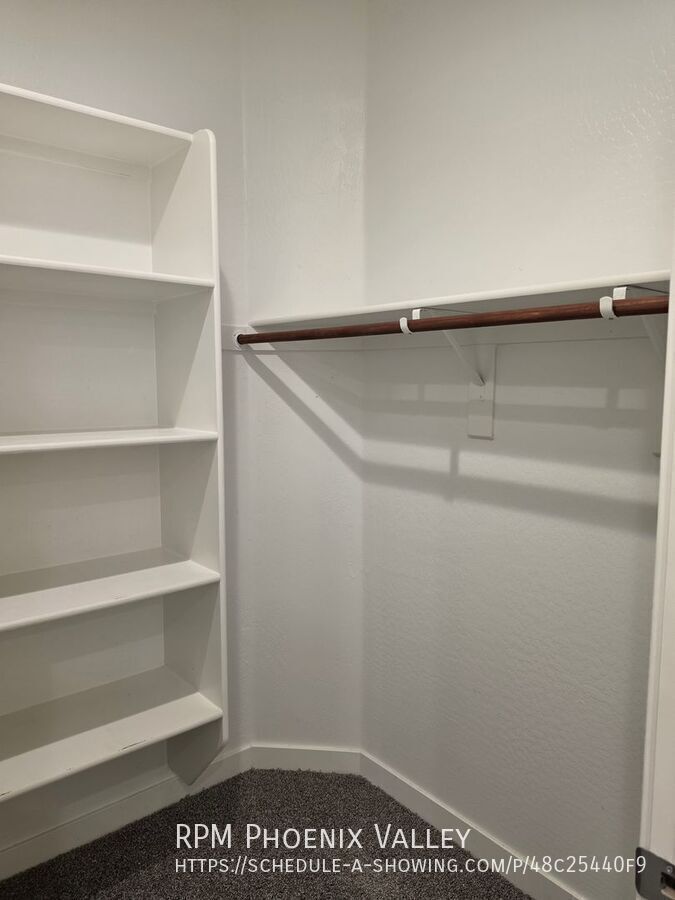 Beautiful 3 Bed / 2 Bath Townhome in Desirable Warner Meadows! property image