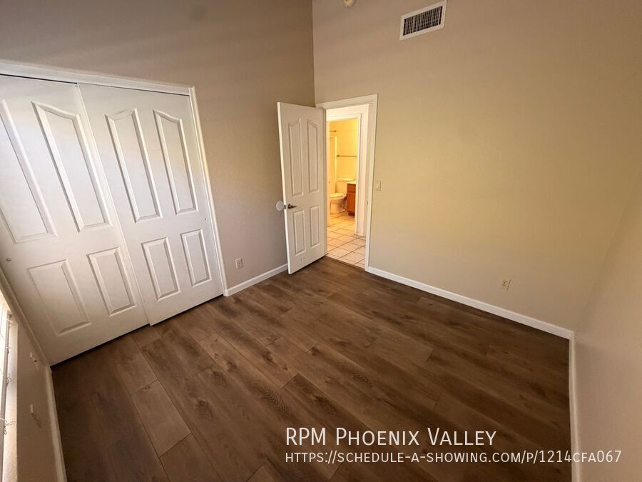Warm & Charming single level 3 x 2 Home in Stonebridge Lakes!! property image