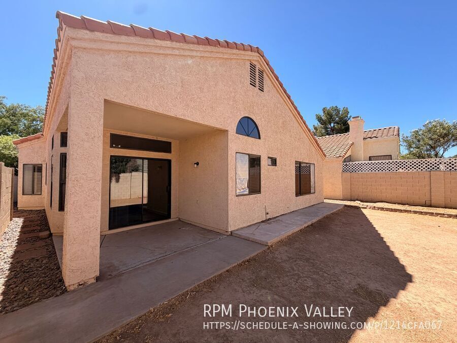 Warm & Charming single level 3 x 2 Home in Stonebridge Lakes!! property image