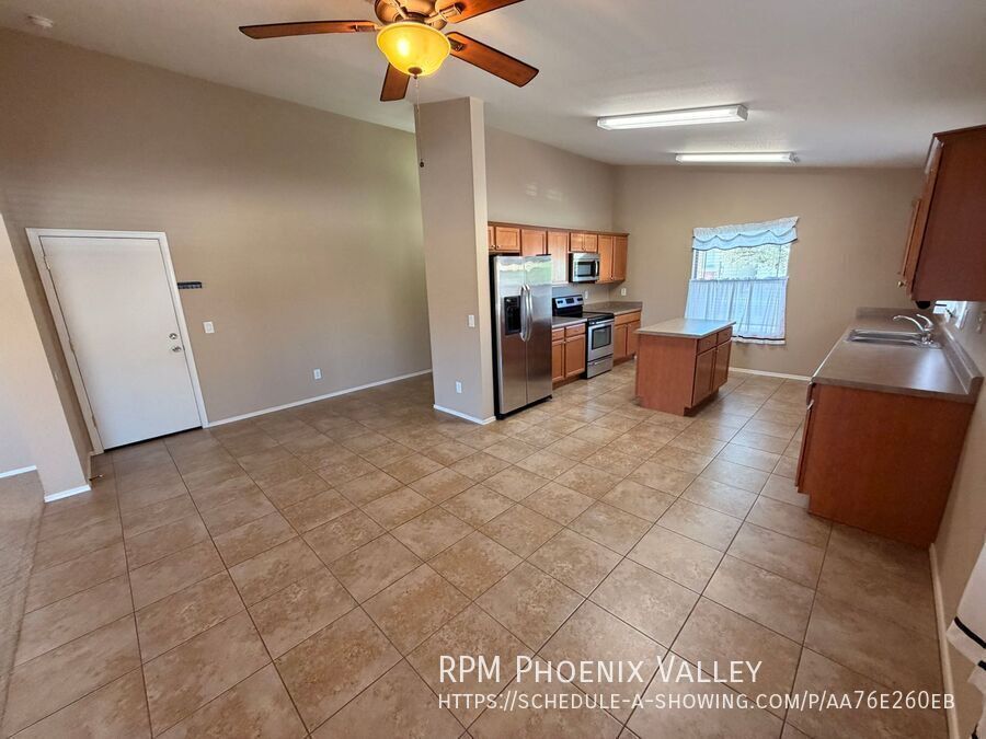 Spacious 4-Bedroom Home in Desirable Buckeye Neighborhood property image