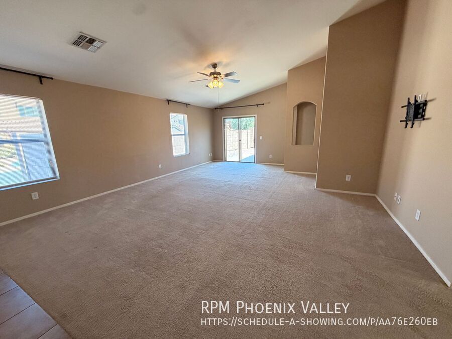 Spacious 4-Bedroom Home in Desirable Buckeye Neighborhood property image