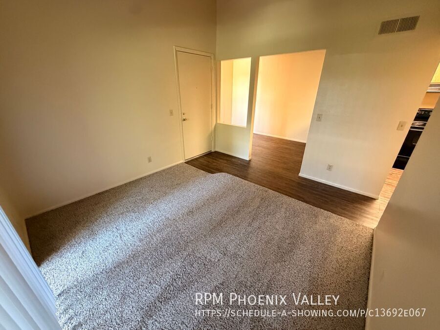 #259 2 Bedroom 1 Bath *MOVE IN SPECIAL* 1/2 OFF YOUR FIRST FULL MONTH OF RENT property image
