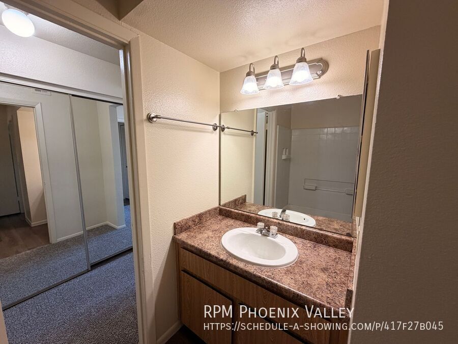 #201 *MOVE IN SPECIAL* 1/2 OFF YOUR FIRST FULL MONTH OF RENT property image
