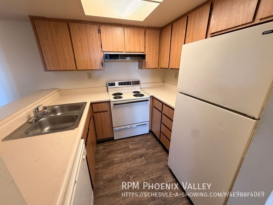 1 Bedroom 1 Bathroom 500 sq.ft. Near Tempe Marketplace and Light Rail! property image
