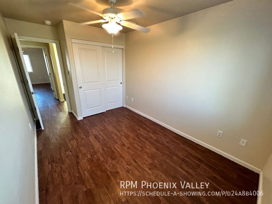 3 Bed/2.5 Bath Townhome *NO* Carpet, End Unit *ALL* Appliances! property image