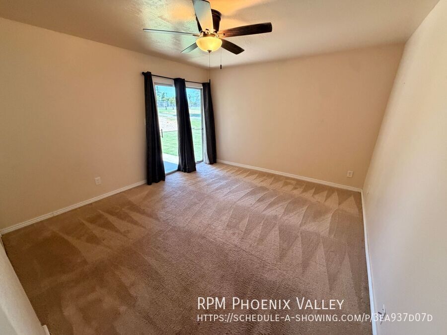 Move-In Ready 2-Bedroom Home with Washer & Dryer in Glendale property image