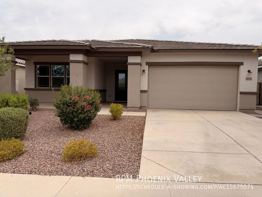 Stunning 3-Bedroom Home with Tandem 3-Car Garage in Litchfield Park! property image