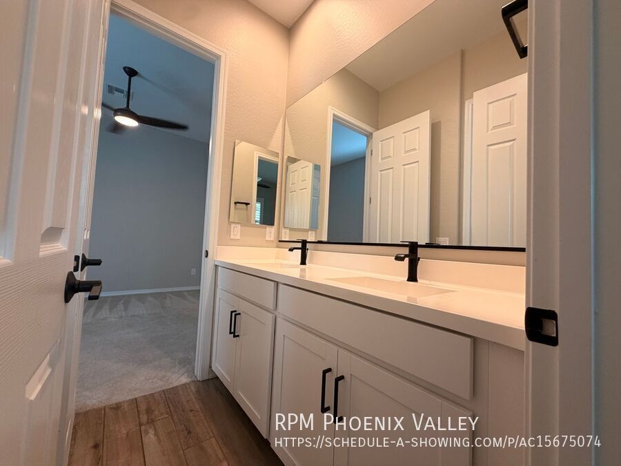 Stunning 3-Bedroom Home with Tandem 3-Car Garage in Litchfield Park! property image