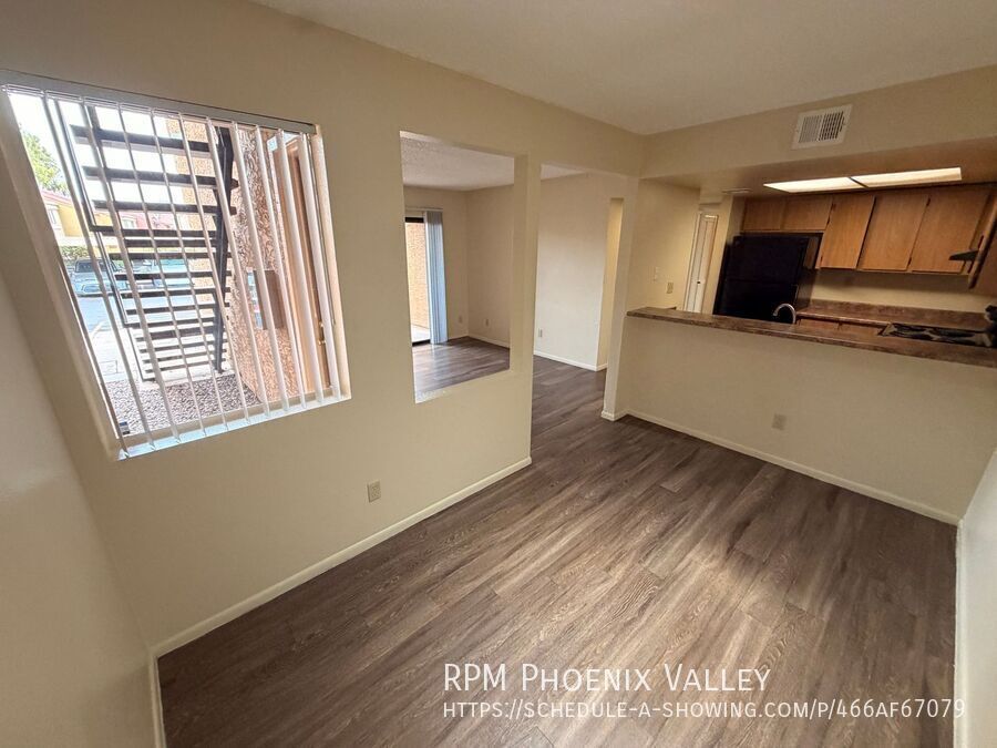 #158 2 Bedroom 1 Bath 670 sq.ft. Near Tempe Marketplace and Light Rail property image