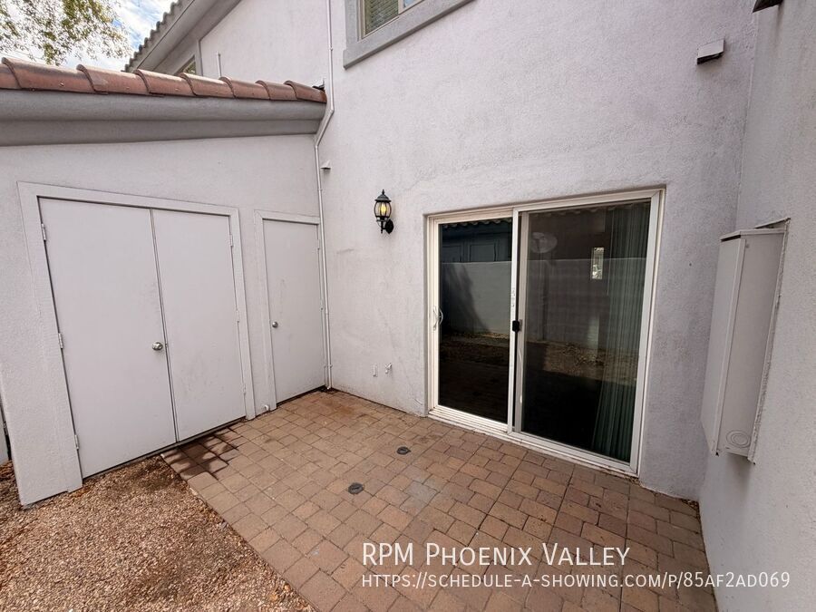 Townhome with Wood Plank Floors & Private Enclosed Outdoor Space! property image
