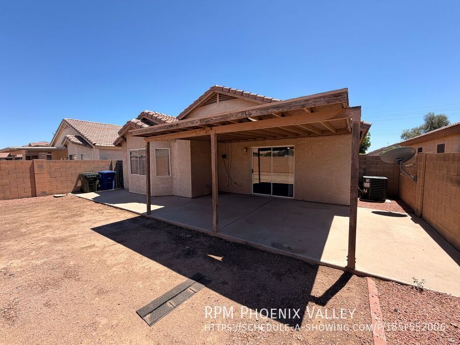 Charming 3BR/2BA Home with Central A/C & In-Unit Laundry property image