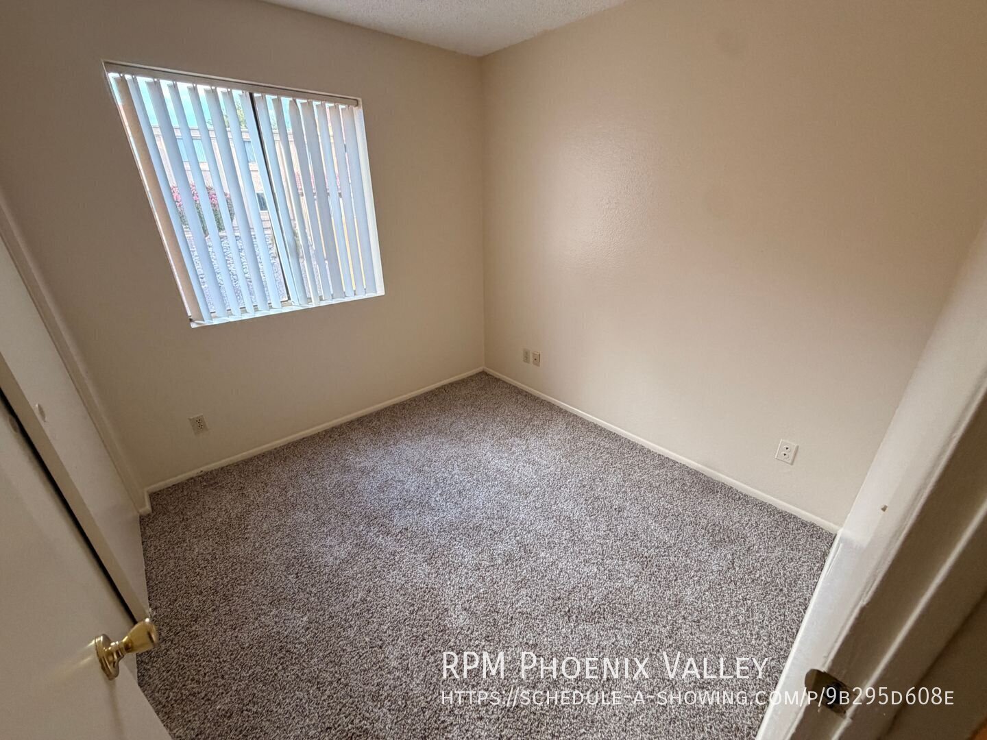 135 2 Bedroom 1 Bath 670 sq.ft. Near Tempe Marketplace and Light Rail property image