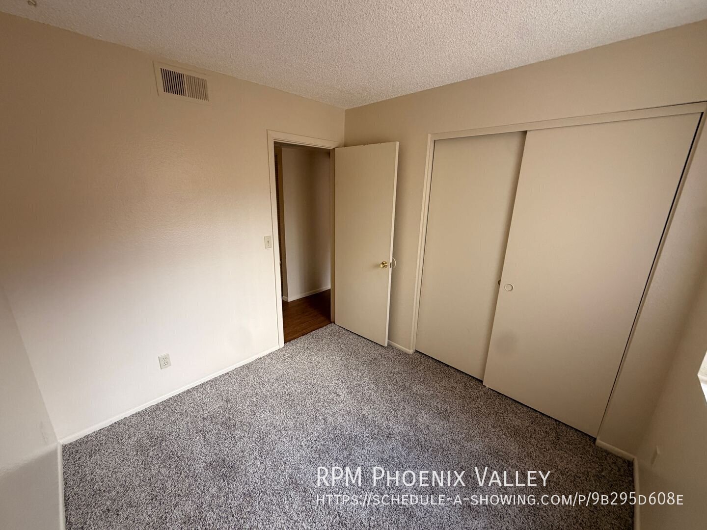 135 2 Bedroom 1 Bath 670 sq.ft. Near Tempe Marketplace and Light Rail property image