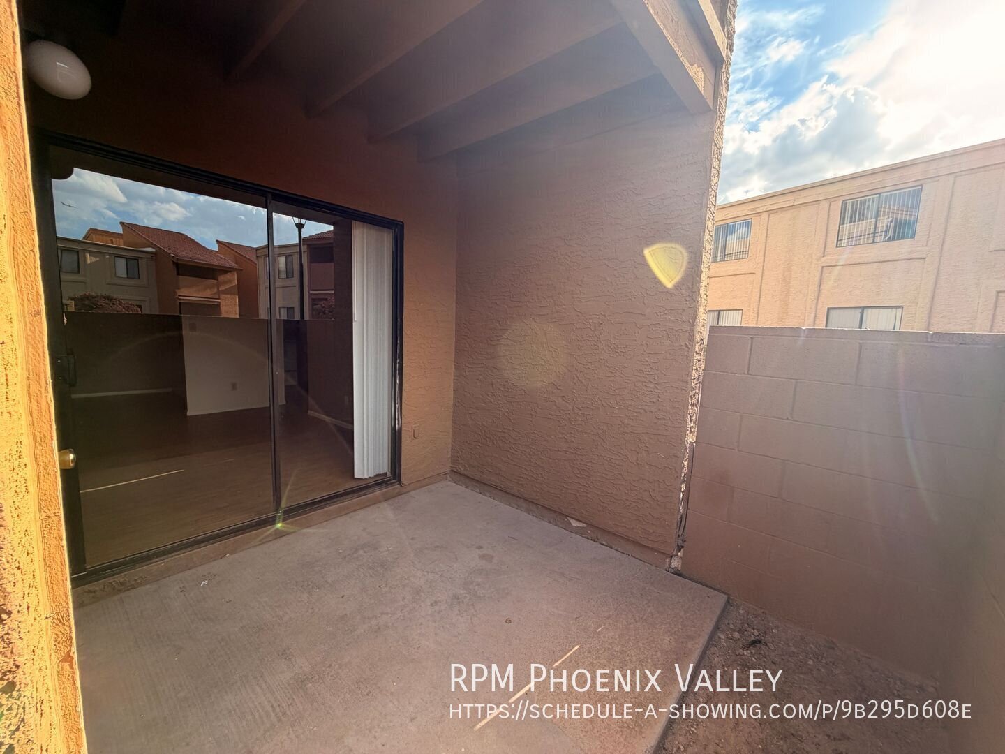 135 2 Bedroom 1 Bath 670 sq.ft. Near Tempe Marketplace and Light Rail property image