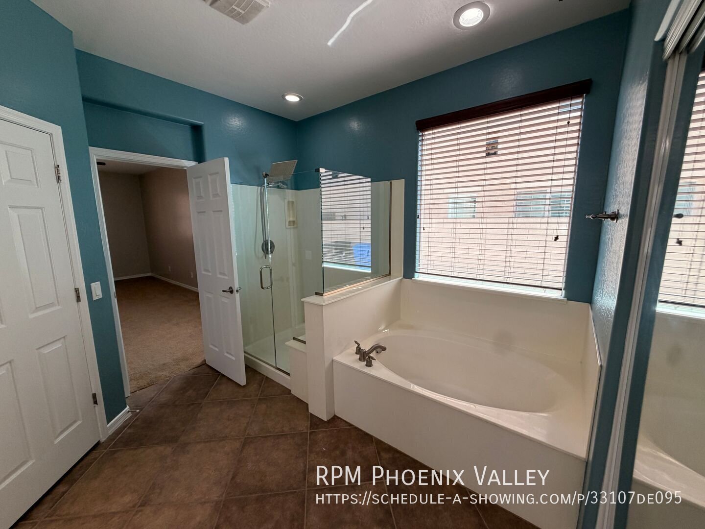 Stunning 5-Bedroom Home with Game Room & Backyard Oasis! property image
