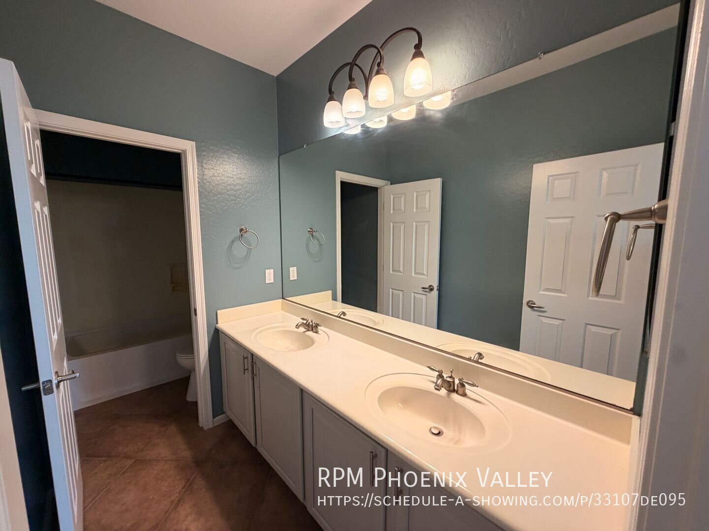 Stunning 5-Bedroom Home with Game Room & Backyard Oasis! property image