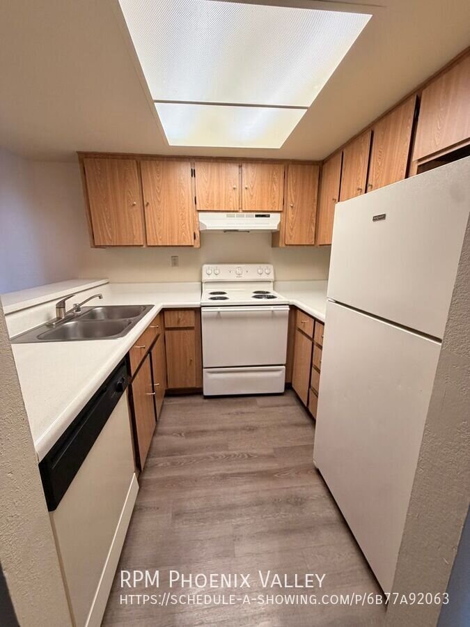 1 Bedroom 1 Bath Near Tempe Marketplace and Light Rail *MOVE IN SPECIAL* 1/2 OFF YOUR FIRST FULL MONTH OF RENT property image