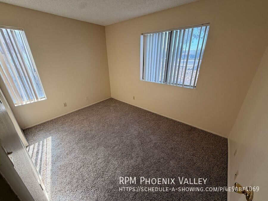 1x1 Near ASU w/ *MOVE IN SPECIAL* property image