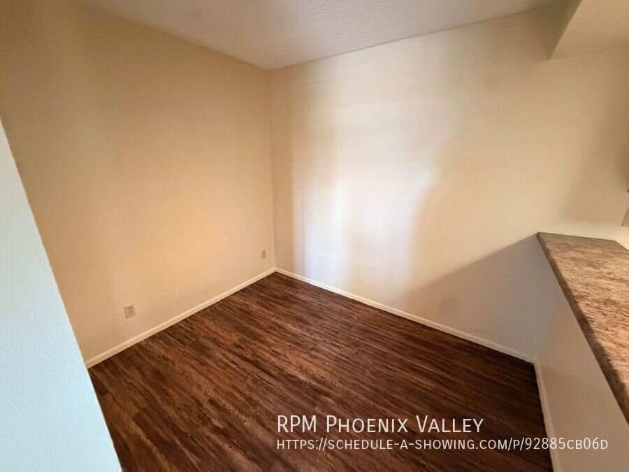 1 Bedroom 1 Bathroom 500 sq.ft. Near Tempe Marketplace and Light Rail - *MOVE IN SPECIAL* 1/2 OFF YOUR FIRST FULL MONTH OF RENT property image