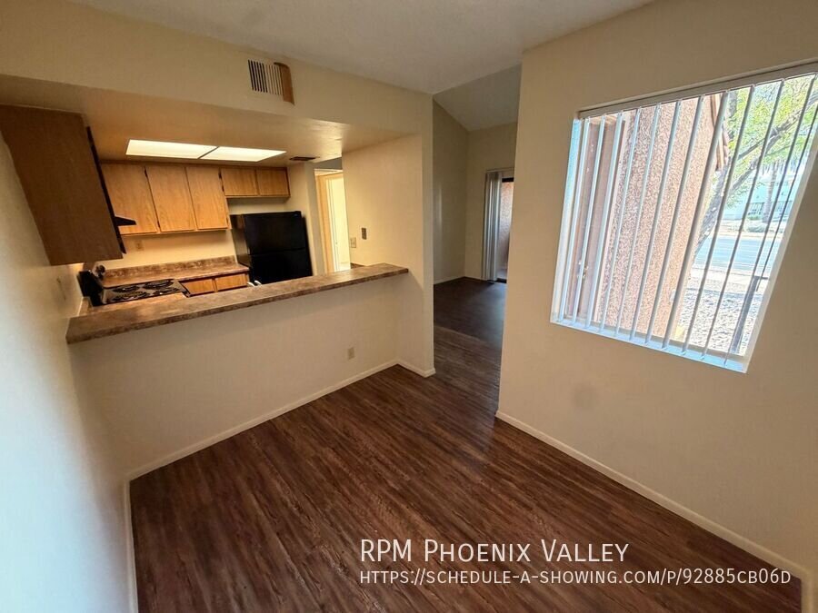 1 Bedroom 1 Bathroom 500 sq.ft. Near Tempe Marketplace and Light Rail - *MOVE IN SPECIAL* 1/2 OFF YOUR FIRST FULL MONTH OF RENT property image