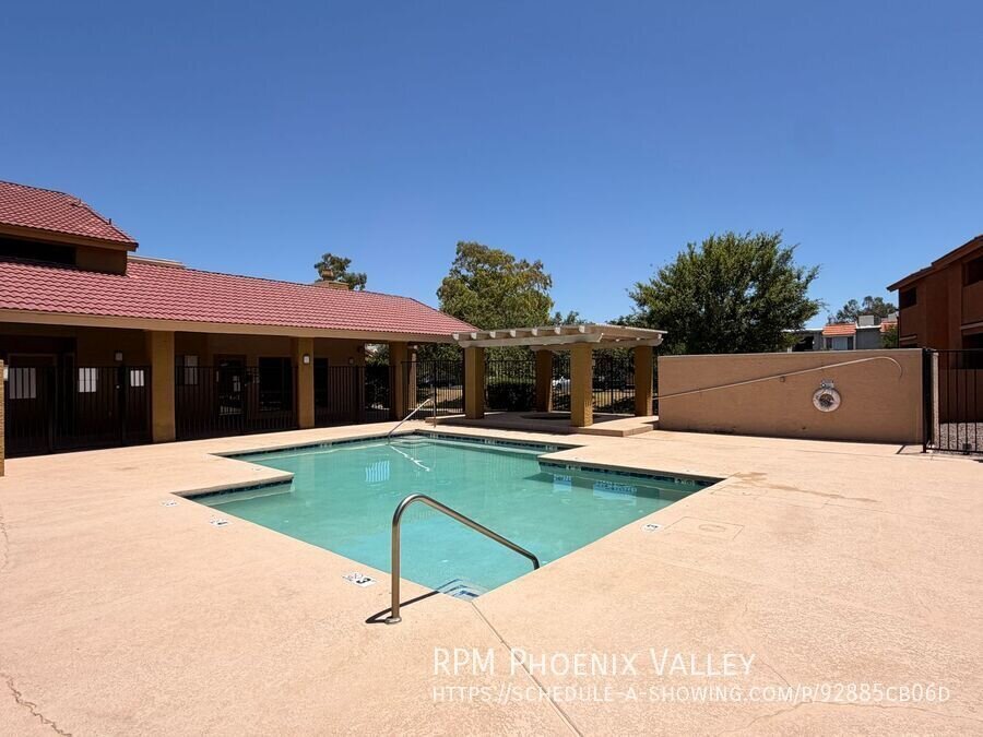 1 Bedroom 1 Bathroom 500 sq.ft. Near Tempe Marketplace and Light Rail - *MOVE IN SPECIAL* 1/2 OFF YOUR FIRST FULL MONTH OF RENT property image