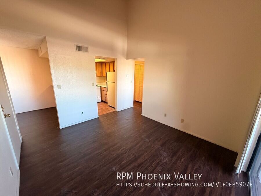 1x1 Near Tempe Marketplace w/ *MOVE IN SPECIAL* 1/2 OFF YOUR FIRST FULL MONTH OF RENT property image