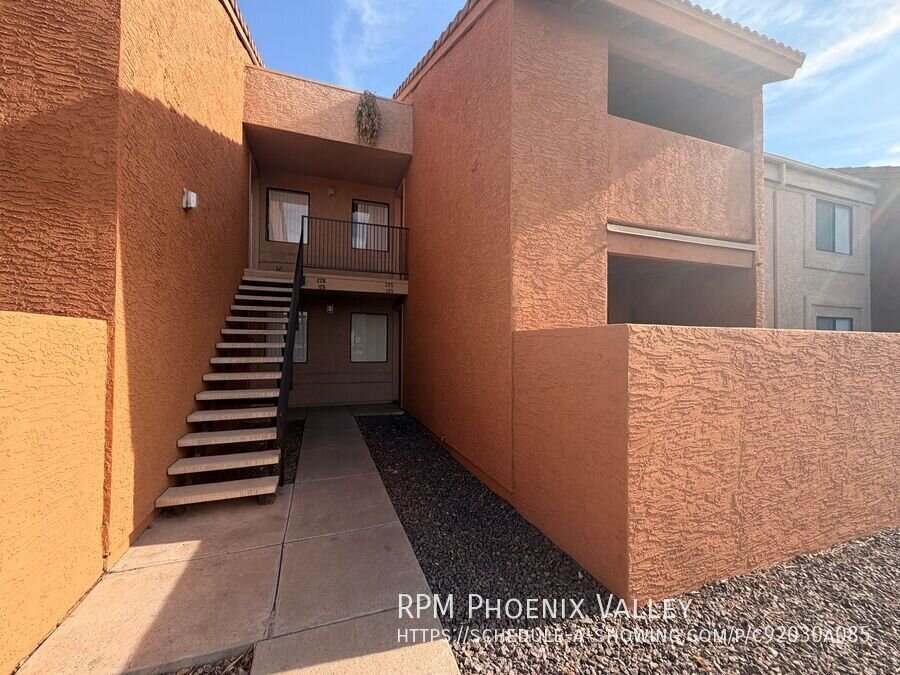 1x1 In Tempe w/ *MOVE IN SPECIAL* 1/2 OFF YOUR FIRST FULL MONTH OF RENT property image