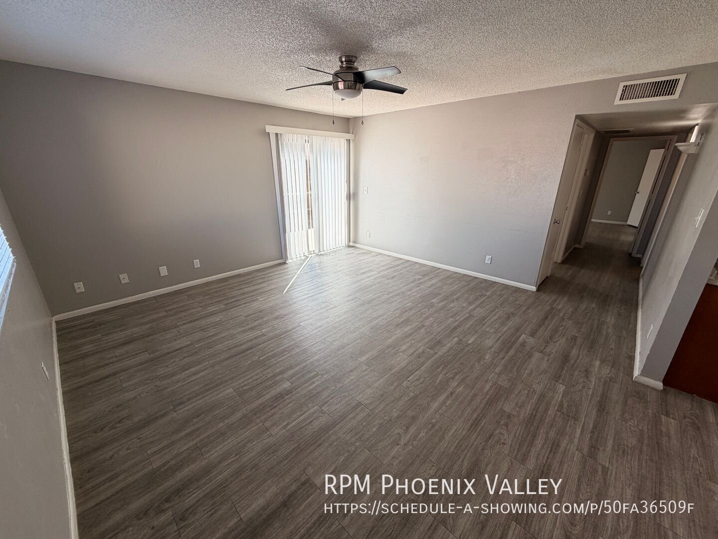 Updated Single Story 2x2 Glendale Unit With No Carpet property image